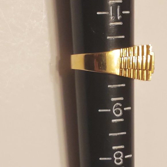 Beautiful  18K  yellow  gold  men’s diamond  ring - Picture 8 of 8